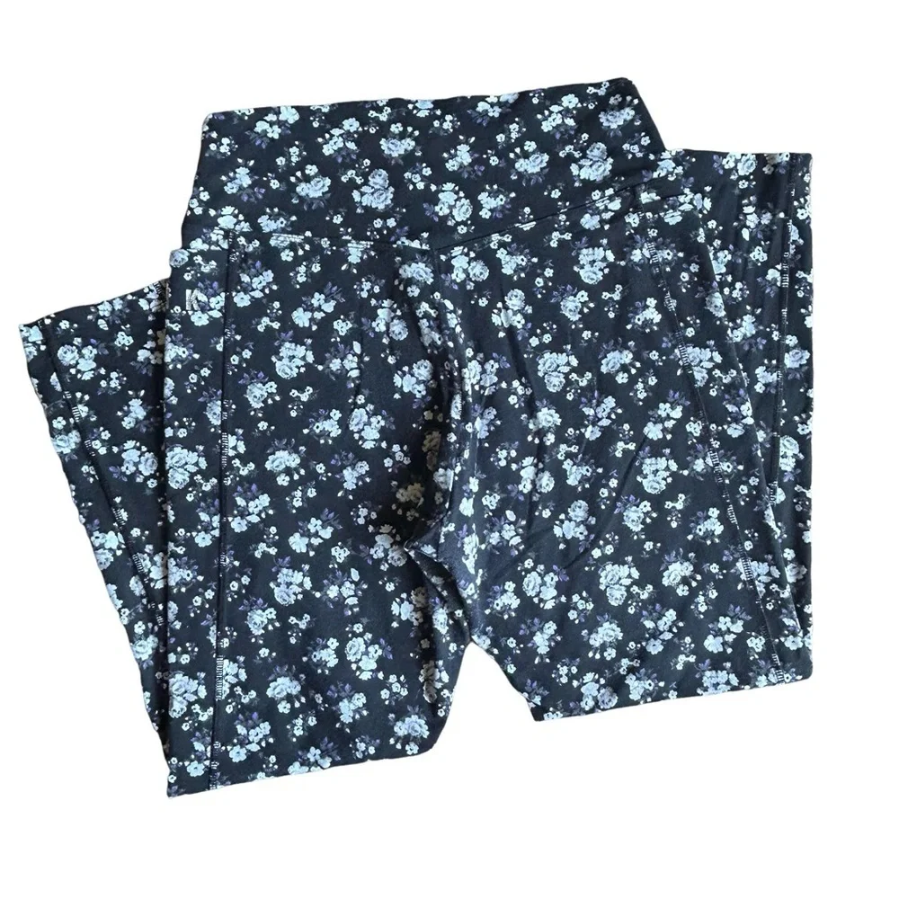 Victoria's Secret Pink Floral Leggings with pockets